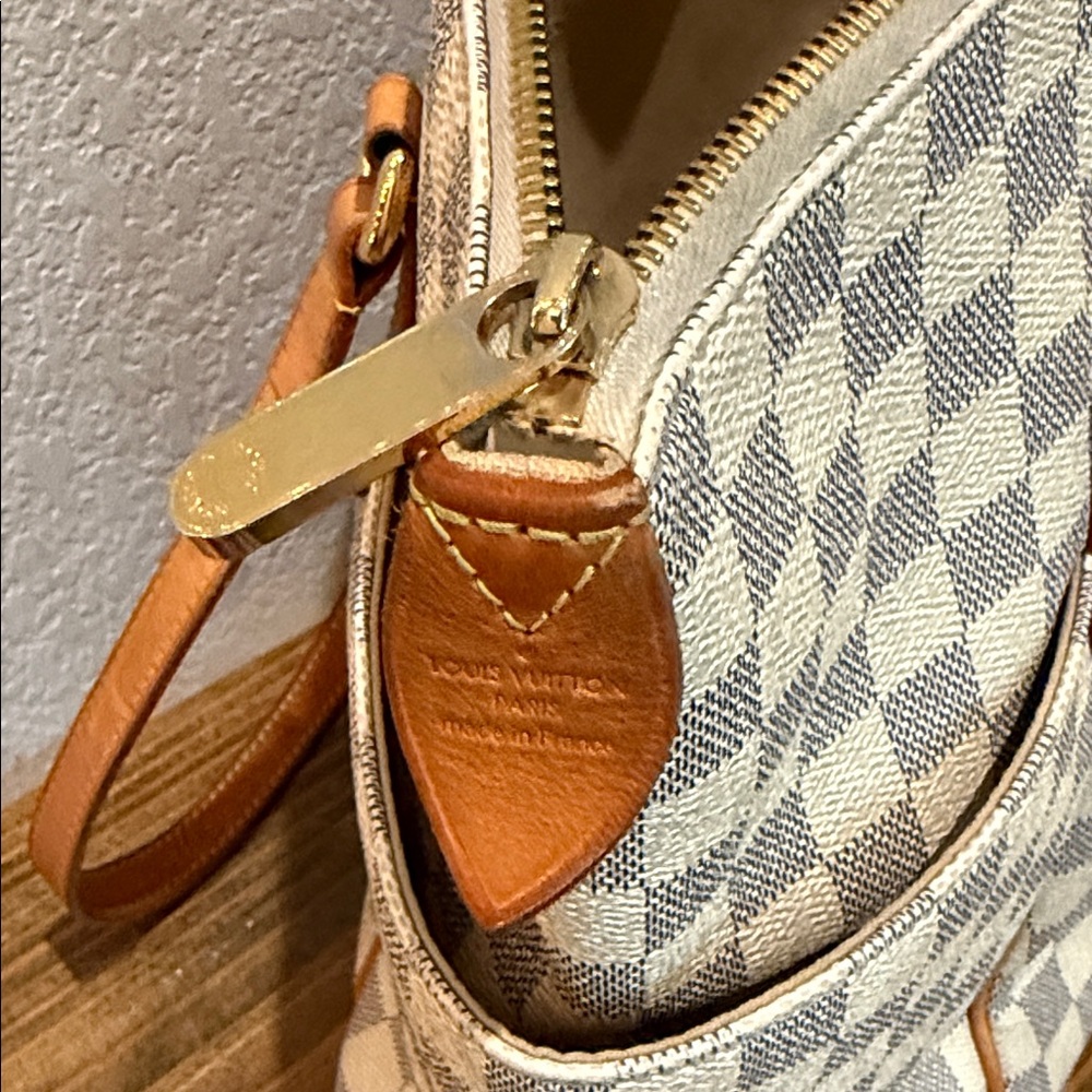 Louis Vuitton Damier Azur Totally MM Tote Bag Shoulder with Zipper - Picture 8 of 13